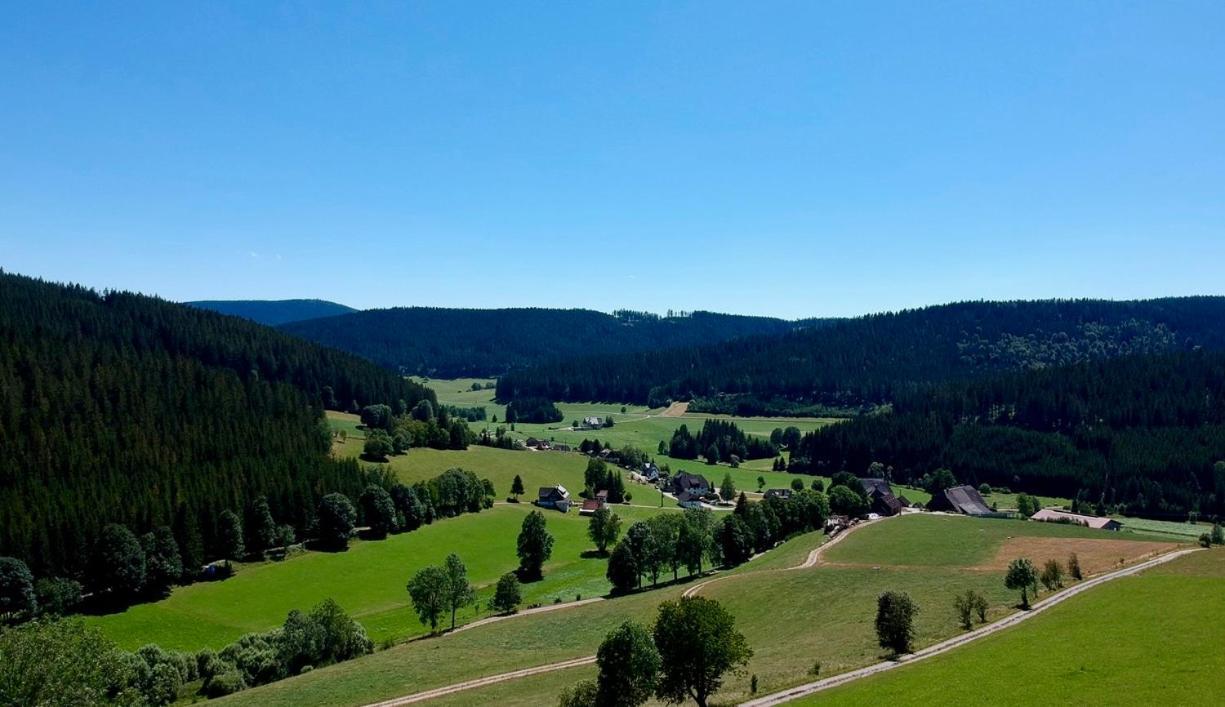 Landgasthof Jostalstueble Titisee-Neustadt Buitenkant foto