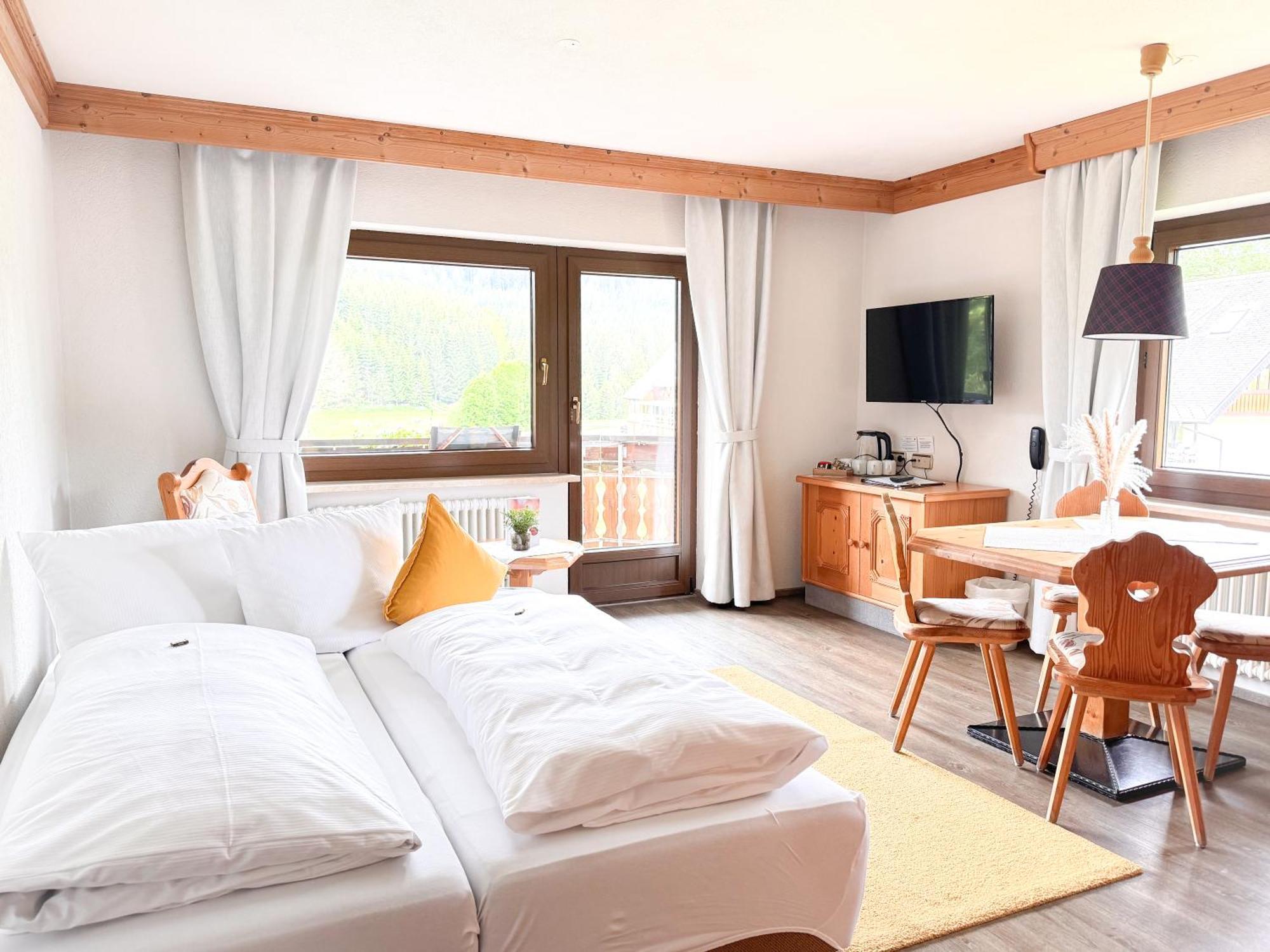 Landgasthof Jostalstueble Titisee-Neustadt Kamer foto